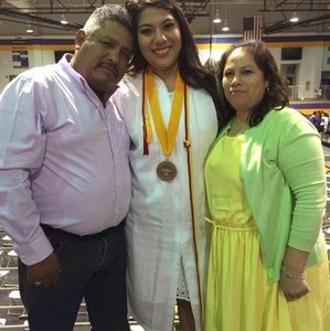 Meet your Posher, Cristina